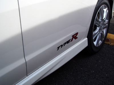 HONDA FIT RS GE8 5MT TYPE R ディーラーに車両到着！4