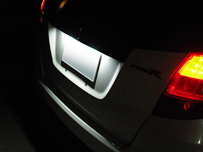 HONDA FIT RS GE8 5MT TYPE R LEDナンバーランプへの交換6