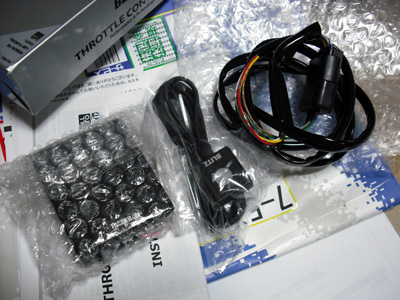 HONDA FIT RS GE8 5MT TYPE R BLITZ スロットルコントローラー フルオート ライト2